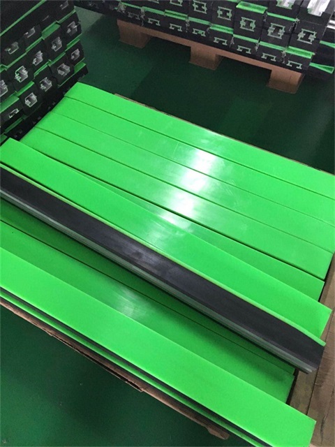 Conveyor Loading Point Using Rubber Impact Bar with Good Performing